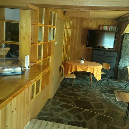 Kro Metsolan Pihapiiri *